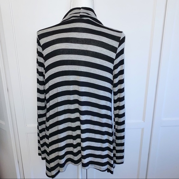 Nordstrom Lush Black Stripe Rayon Blend Stretch Cardigan Med Career Officecore - Picture 3 of 10